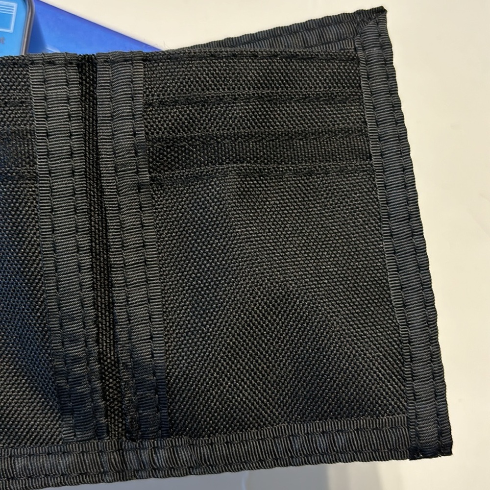 Aeropostale Black Tri-Fold Wallet - Picture 7 of 11